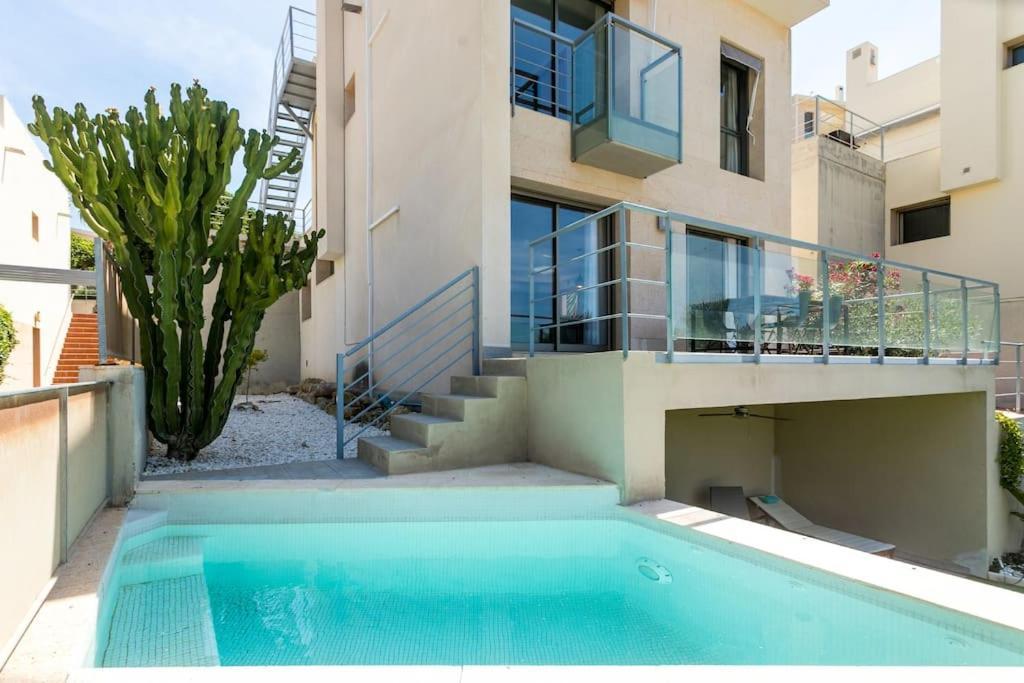Hébergement de vacances Junto Al Mar Con Piscina Climatizada *