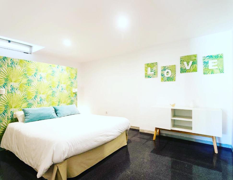Junto Al Mar Con Piscina Climatizada Vakantiehuis *